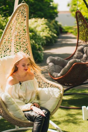 Узкие подвесные кресла Леди ЮМК фабрика Украинские Конструкции