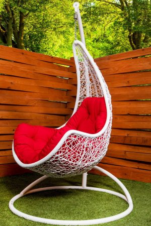 подвесное кресло гамак леди белое с красной подушкой