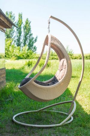 плетене крісло зі стійкою Комфорт Люкс фабрика Українські конструкції