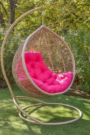 Красивые подвесные кресла Веста