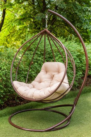 подвесное кресло в круглой форме шара