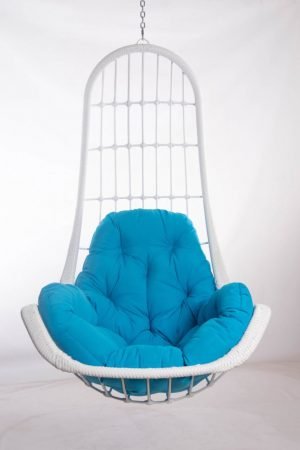 кресло из ротанга легато белое с голубой подушкой