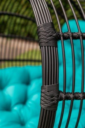 ротанг на кресле коконе манго