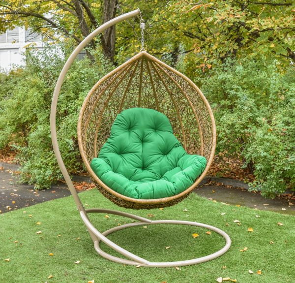 Садовое подвесное кресло кокон Глория с зелёной подушкой