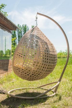 бежевое подвесное кресло Асоль от ЮМк Фабрика