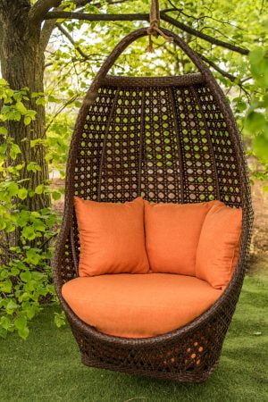 кресло садовое из ротанга Савана шоколад с оранжевым