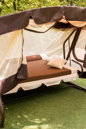 Качели для отдыха на улице лёжа