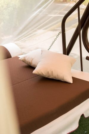 качели с большим спальным местом