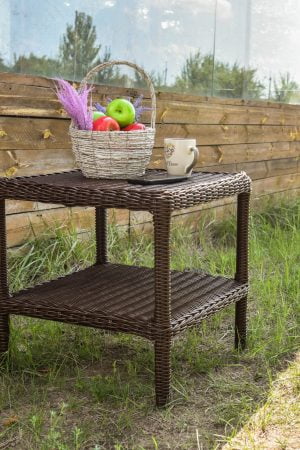 Столик кофейный для дачи и балкона