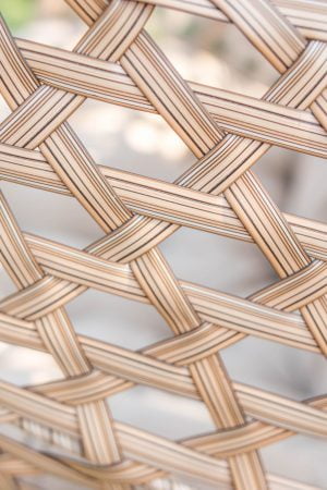 новое плетение на коконе из ротанга