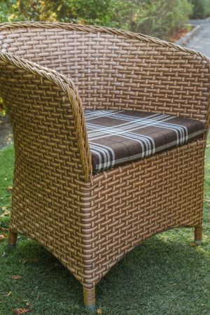 Плетёное кресло из ротанго по лучшей цене