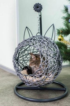 Плетёный кокон для кота