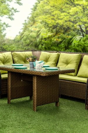 Уличная красивая мебель 2021