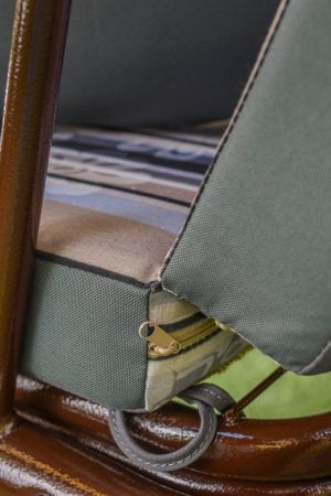 молния на чехле сиденья качели