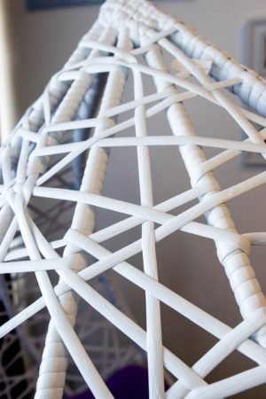 Ротанг белый на кресле Арт Вуд