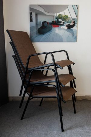 стулья из металла и ткани