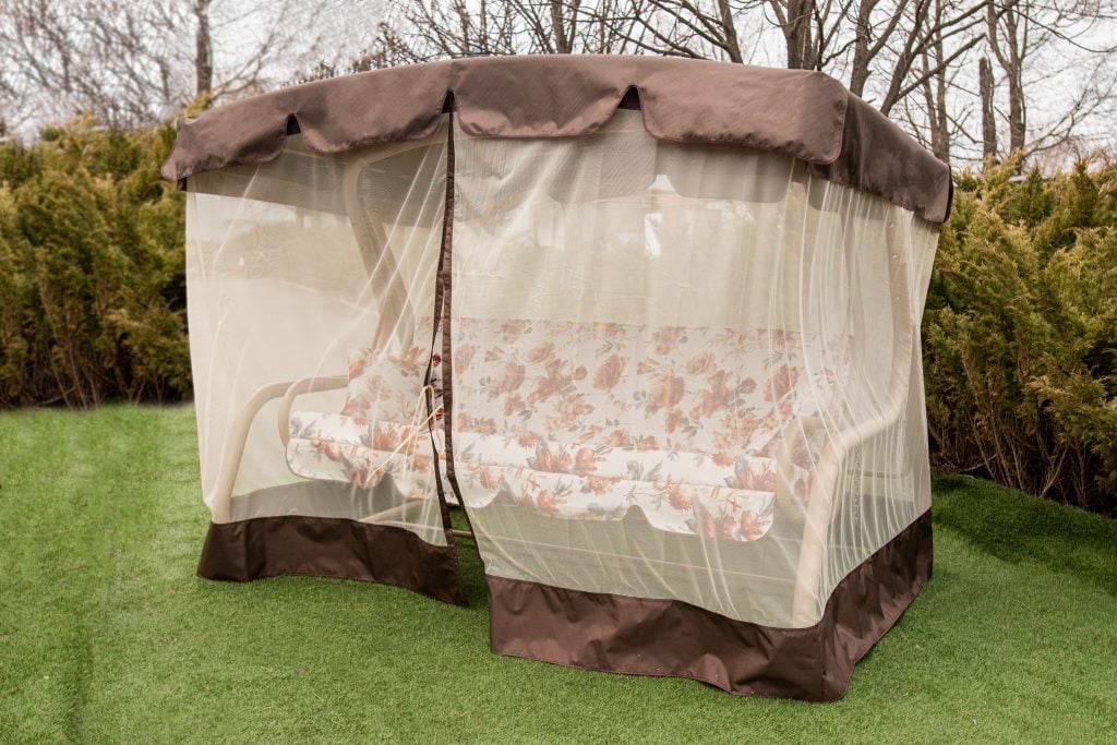 качели в сад из металла