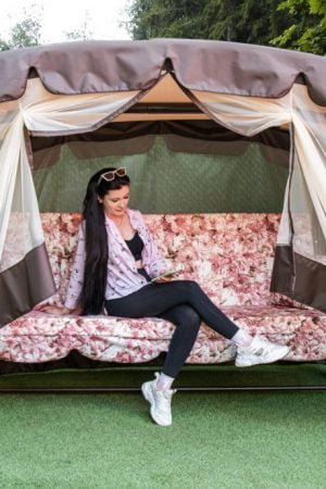 велика металева гойдалка дейзі