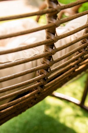 плетение ротангом на коконе Дуэт