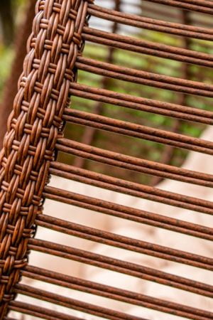 ротанг каштан на подвесном кресле коконе кит нью