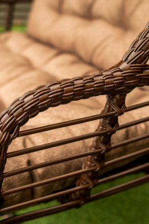 плетёный подлокотник ротанговой качели кокона подвесного