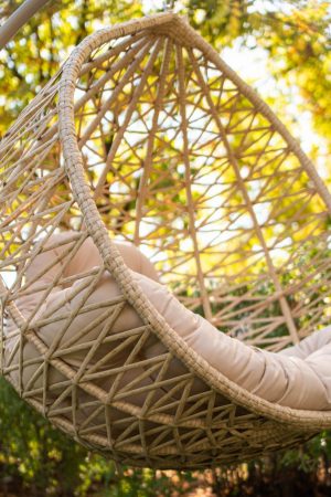 круглое подвесное кресло кокон эльферо беж