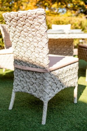 стул для гостиницы баз отдыха кафе ресторанов