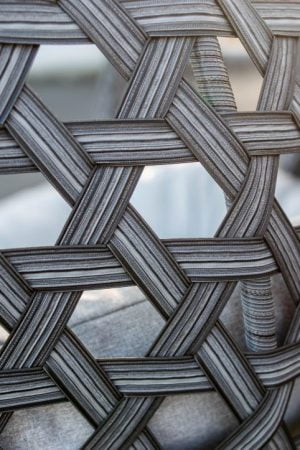 плетение ротанговое на кресле коконе Галант люкс серый