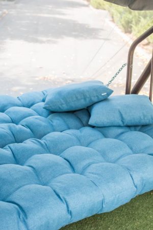 стёганое сиденье садовой качели