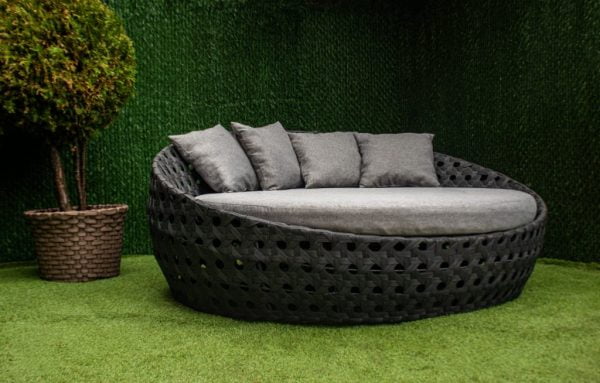 круглый садовый диван из ротанга