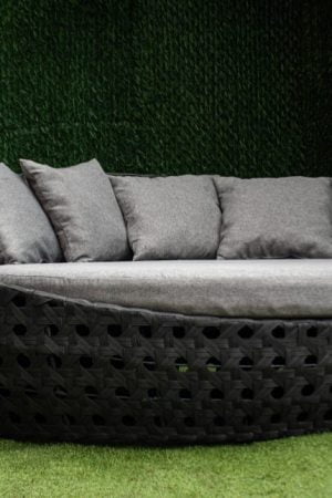 Круглый шезлонг для сада