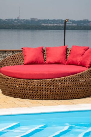 круглый шезлонг из ртанга Эмма