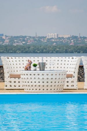 уличная плетёная мебель для отдыха