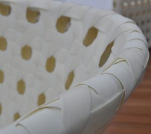 ротанг белый на садовой мебели