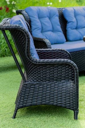 кресло уличное с быльцами