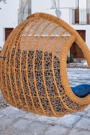 двухместное подвесное кресло