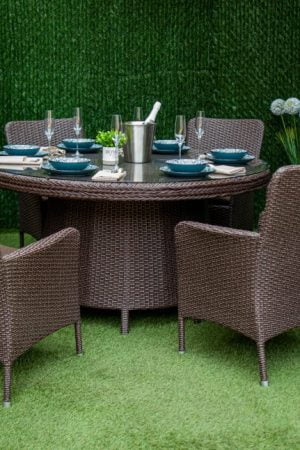 мебель для кухни с круглым столом