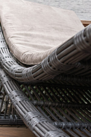 шезлонг для бассейна Беатриче серый