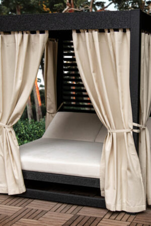 krovat-besedka-metal