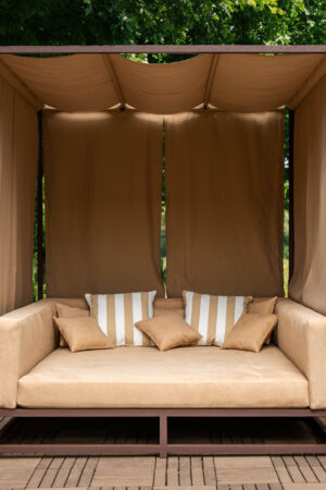 диван для пляжа сада бассейна