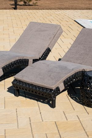 лежаки шезлонги из ротанга