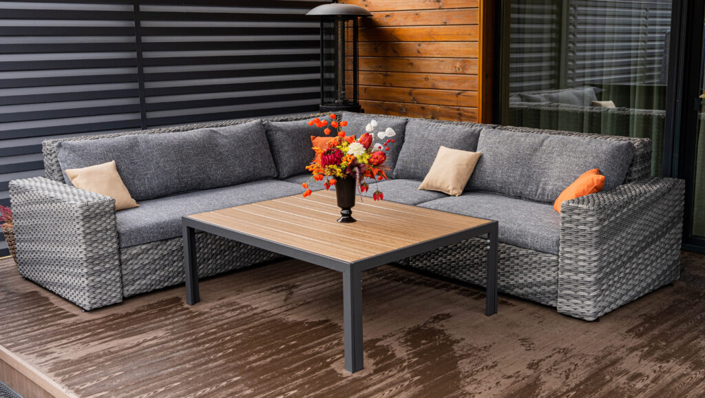 уличная террасная мебель серого цвета угловая