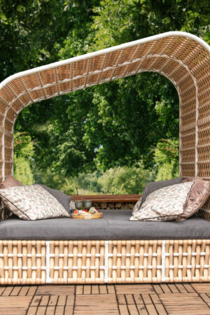 шезлонг с крышей из ротанга соррэнто