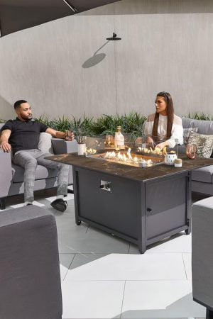 уличный стол с камином "Victorian"