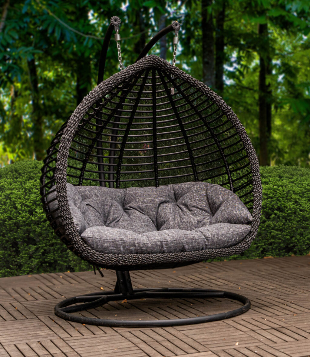 двухместное подвесное кресло с матрасом