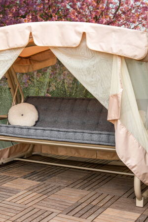 гойдалка дачна