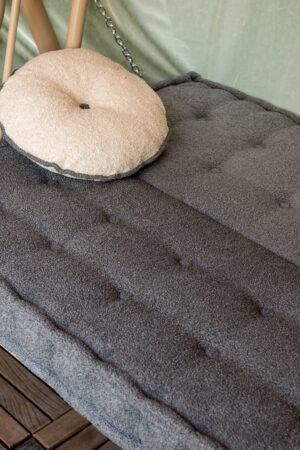 гойдалка садова розкладна в ліжко