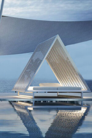 Диван кровать из ротанга для бассейна с навесом