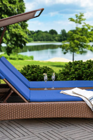 двухместный плетеный шезлонг коридо