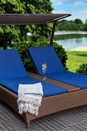 шезлонг коридо из ротанга двойной